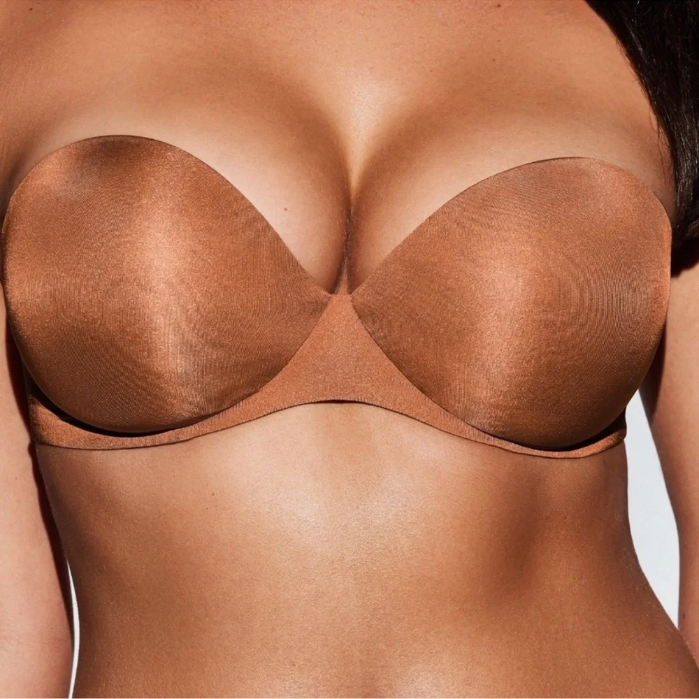 SKIMS Sculpted Strapless Bra in Chestnut Brown - Picture 7 of 7